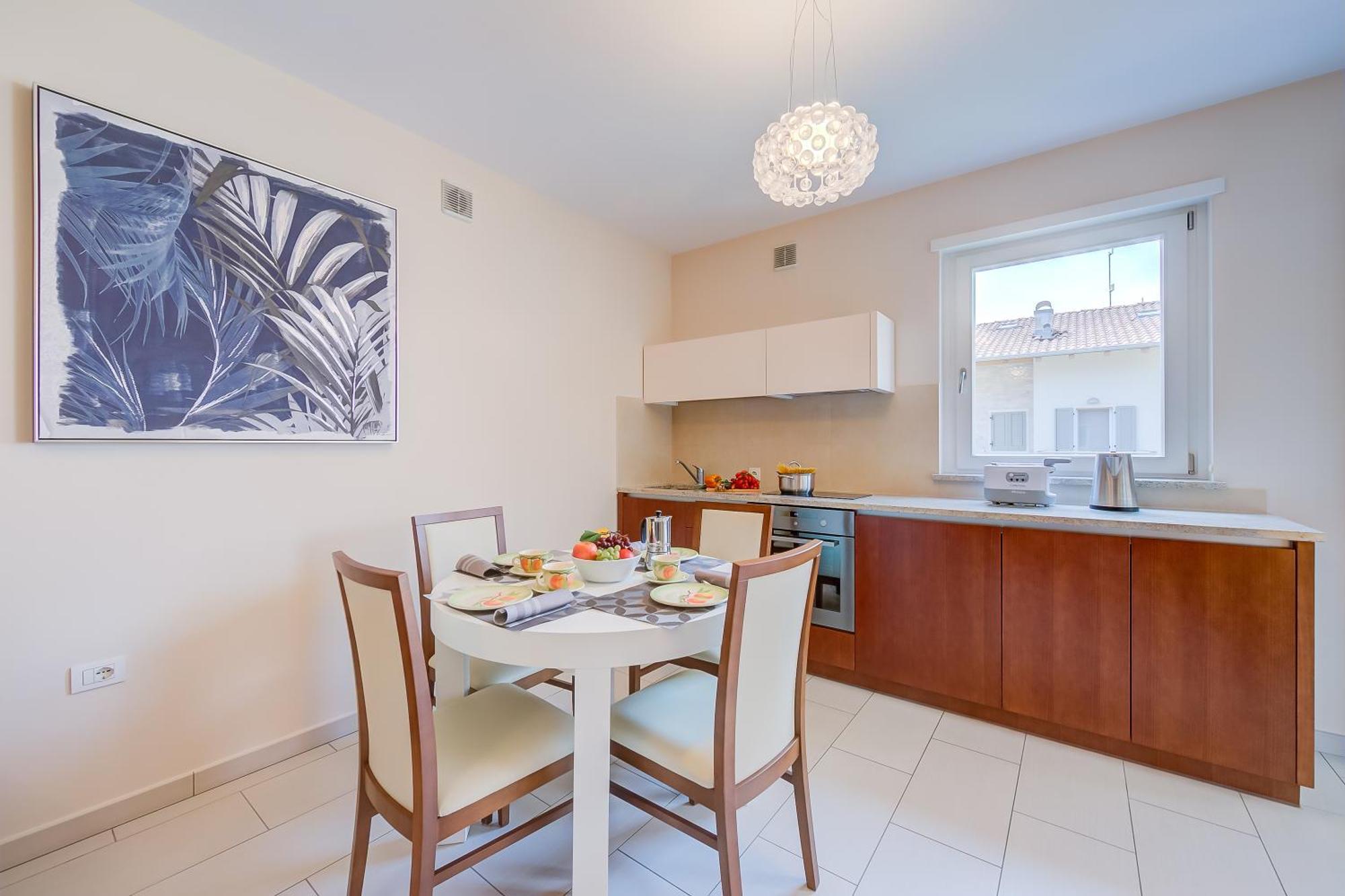 Casa Margherita Few Minutes From Lake - Happy Rentals 加尔达湖滨 外观 照片